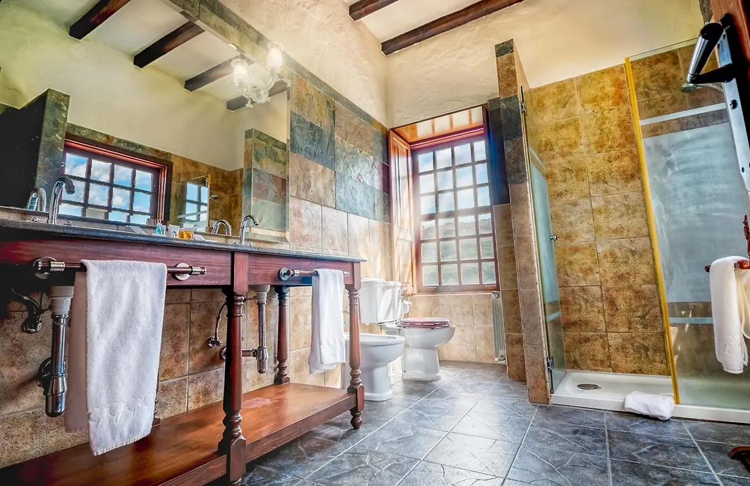 Hotel Rural Livvo Maipez-1